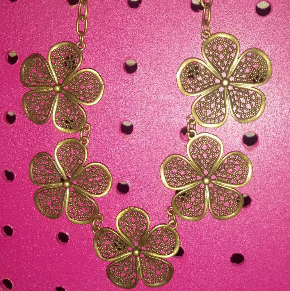 Jewerly -Necklace